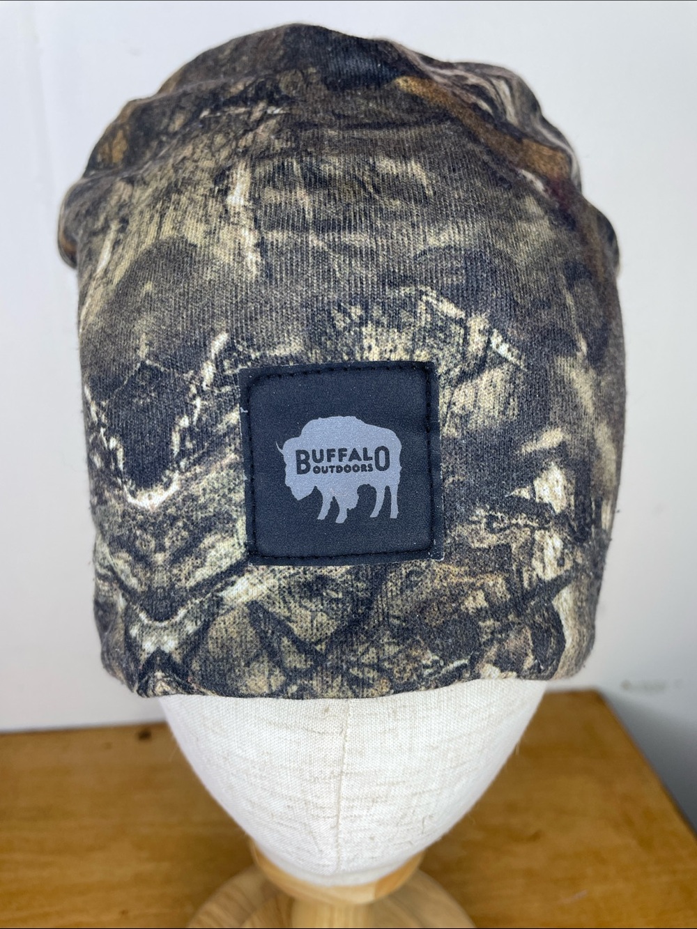 Buffalo Outdoors Camouflage-Pattern Beanie in Brown and Black